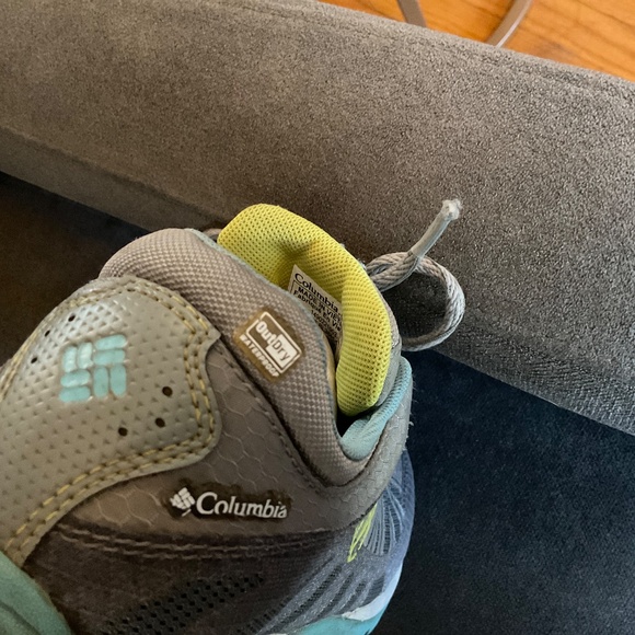 Columbia Waterproof Hiking Shoes Size 8 - Picture 8 of 8